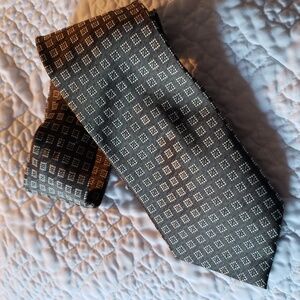 Pronto-Uomo silk print tie